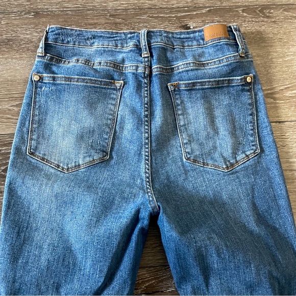 Judy Blue Distressed Relaxed Fit Jeans High Rise Style JB88242 Size 30 - Picture 8 of 11